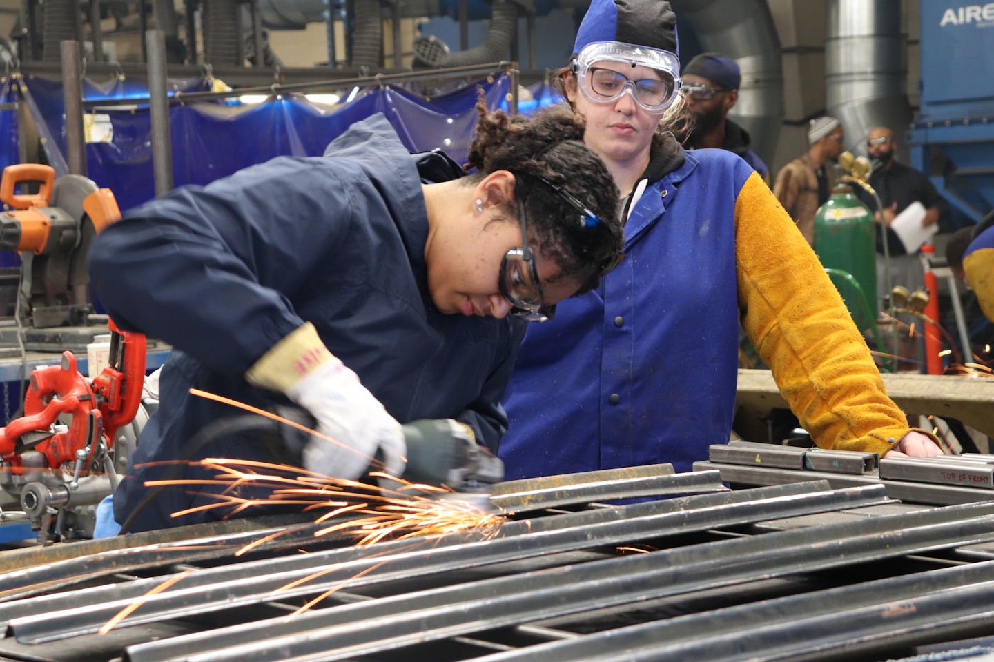 Choose Trade school over College or University - PTT EDUVocational Trade Schools are benefitting students more than attending colleges. Traditional-college enrolment in the US rates doubles in the pandemic.https://ptt.edu/blog/choose-trade-school-over-college-or-university/