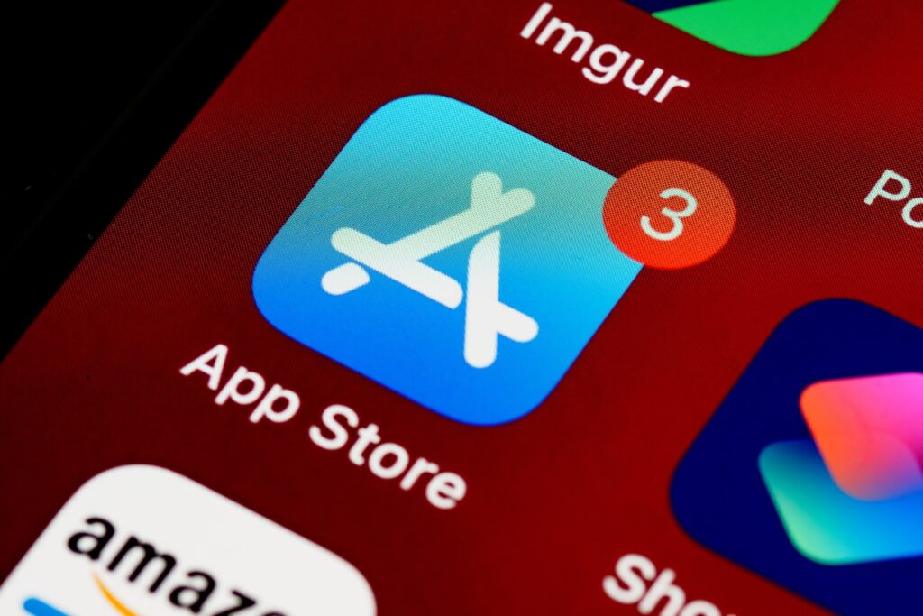 iphone, ios, home screen, close up, pixels, retina, smartphone, icon, ios 14, icon, screen, phone, app, apps,
